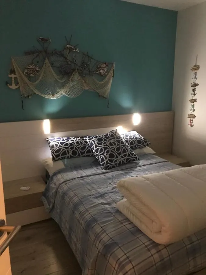 Llanca Piso Muy Tranquillo Llanca Appartement Tres Tranquille Llanca Flat Very Calm شقة